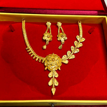 Gold plated copper based necklace for women