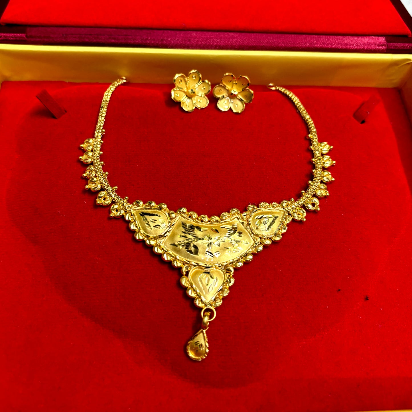 Gold plated copper based necklace for women