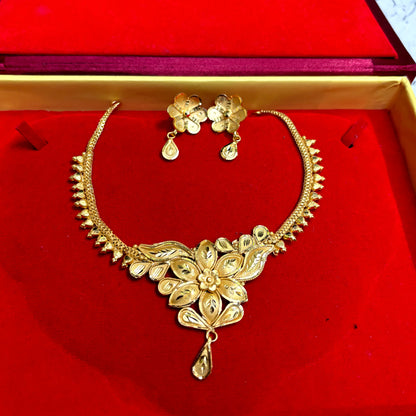 Gold plated copper based necklace for women