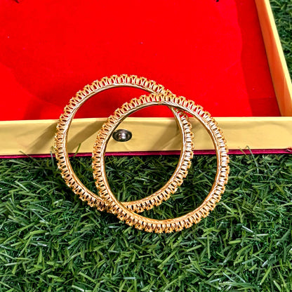 Gold plated bangle for women