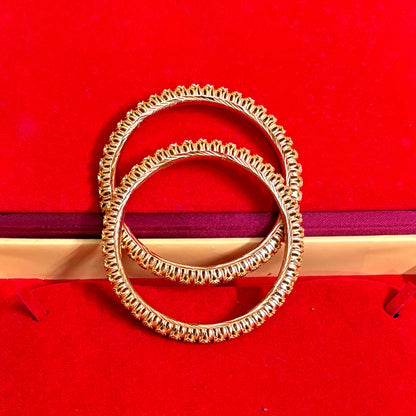 Gold plated bangle for women