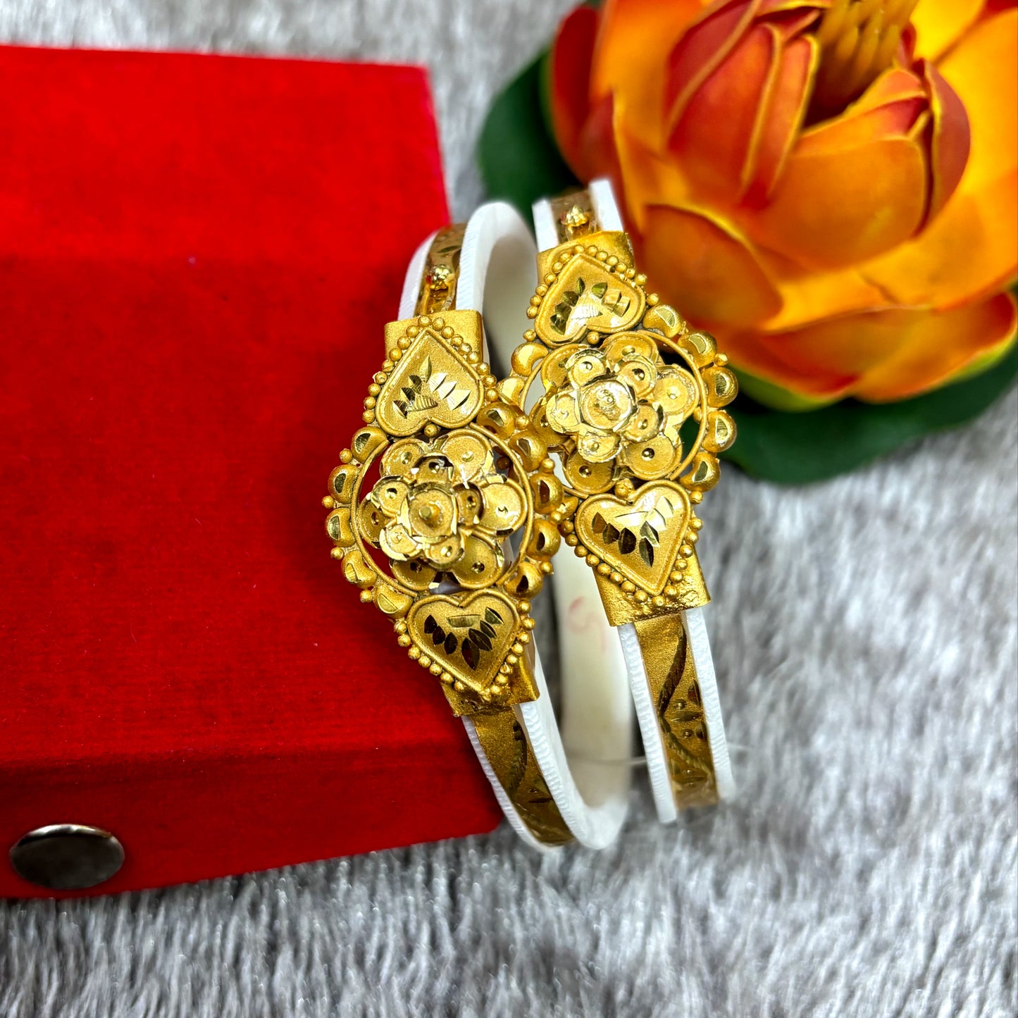 Gold plated original breslate shankha for women