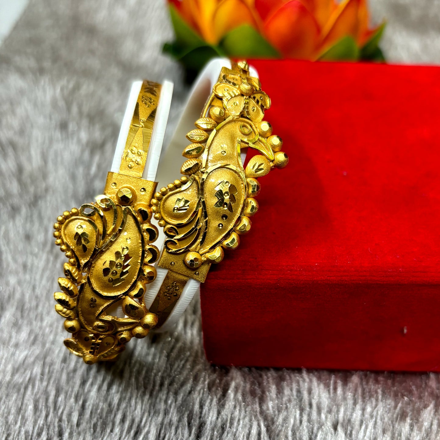 Gold plated original breslate shankha for women