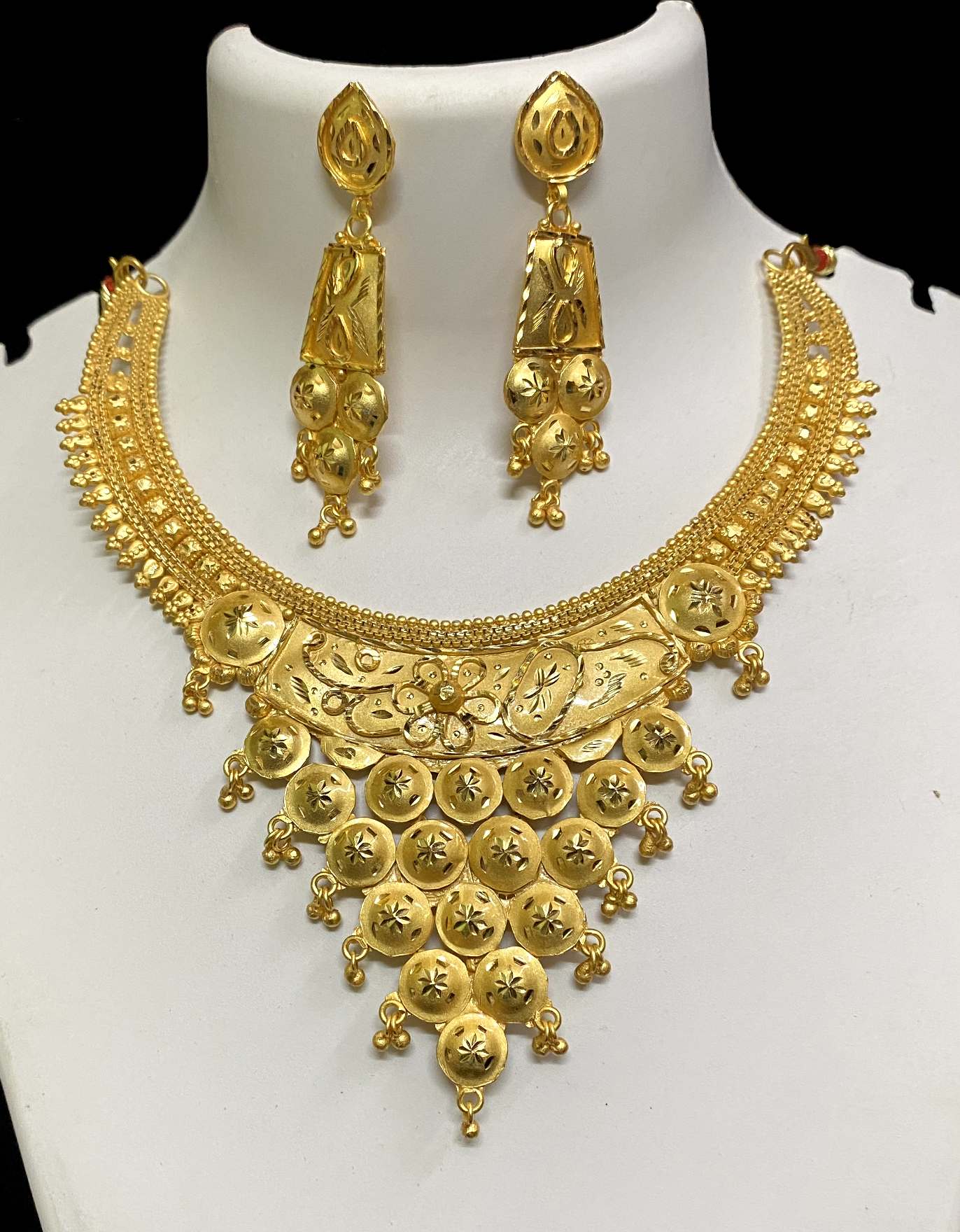 Gold plated necklace