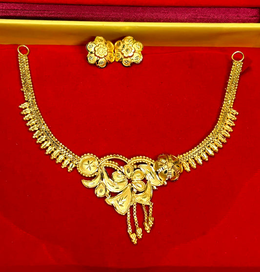 Gold plated necklace for women