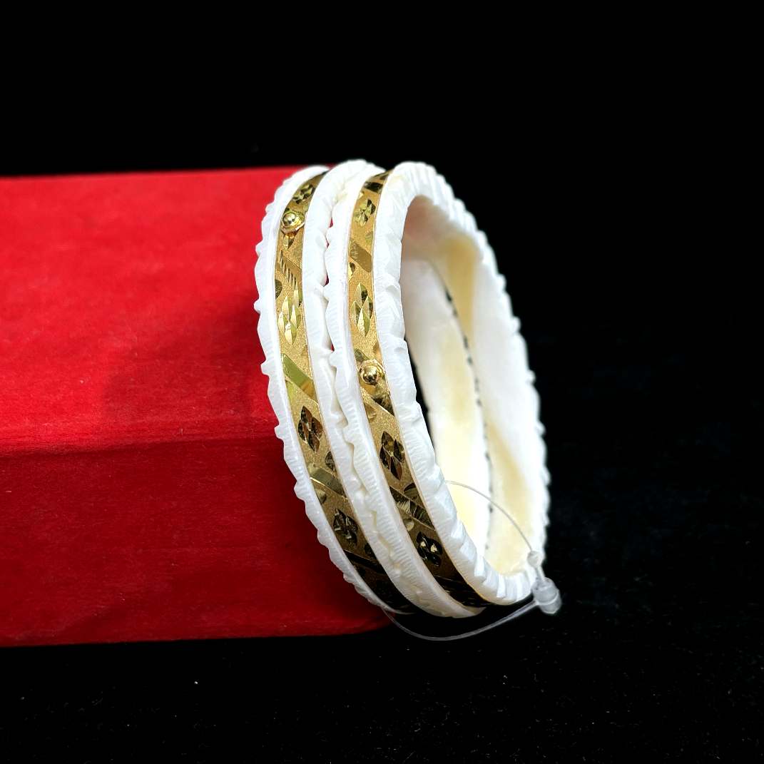 Gold plated original shankha for women