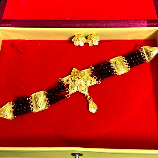 Gold plated copper based pearl choker for women